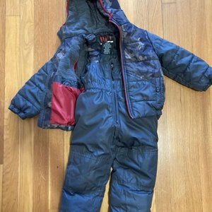 EUC/LIKE NEW 3T Boy Snowsuit